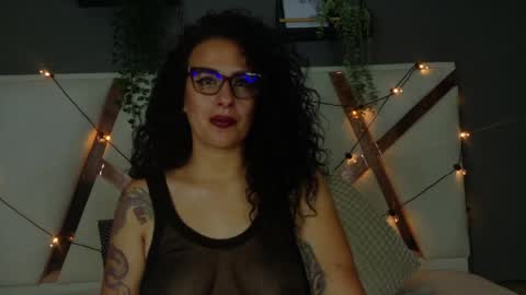 katyrataylor__ online show from 03/31/26, 10:54