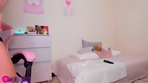 Snapshot of katys_world chatting on 09/12/25, 11:04 Katy online show from 09/12/25, 11:04