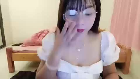 Snapshot of kawa8386 chatting on 12/16/25, 12:43 kawa8386 online show from 12/16/25, 12:43