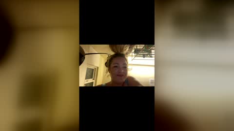 kay_la online show from 04/14/26, 12:55