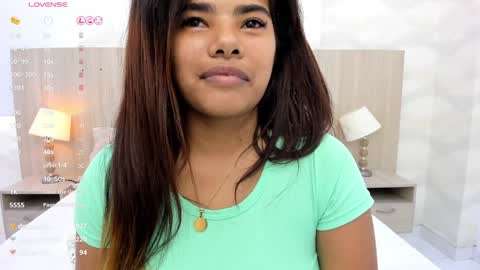 Snapshot of kaya_taraji chatting on 01/26/25, 05:23 online show from 01/26/25, 05:23