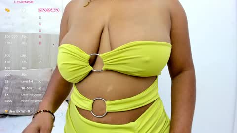 Snapshot of kaya_taraji chatting on 02/03/25, 11:42 online show from 02/03/25, 11:42