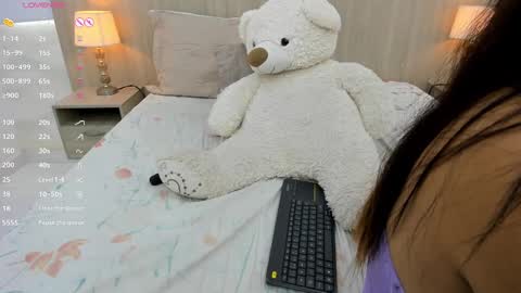 Snapshot of kaya_taraji chatting on 02/21/25, 02:38 online show from 02/21/25, 02:38