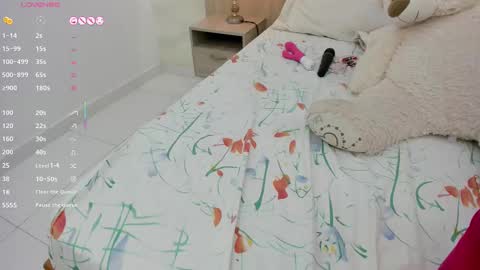 Snapshot of kaya_taraji chatting on 03/12/25, 02:34 online show from 03/12/25, 02:34