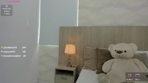 Snapshot of kaya_taraji chatting on 09/27/25, 11:37 online show from 09/27/25, 11:37