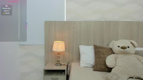 Snapshot of kaya_taraji chatting on 11/06/25, 11:22 online show from 11/06/25, 11:22