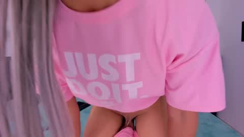 Cattleya stone online show from 01/15/25, 08:41