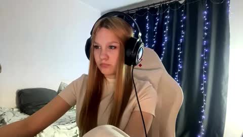 Amia online show from 03/13/26, 05:41