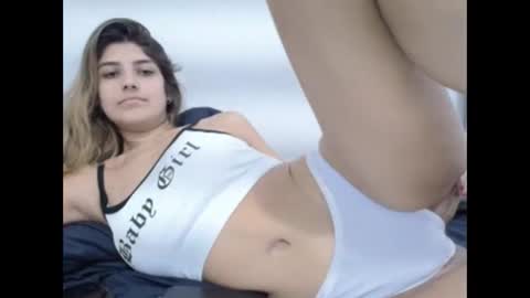 Snapshot of kaylaloved chatting on 11/25/25, 09:37 kaylaloved online show from 11/25/25, 09:37