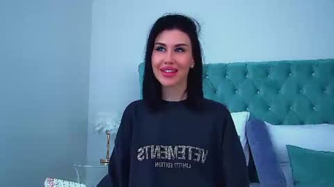 Kayla online show from 06/24/26, 06:12