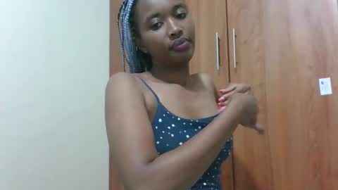 kaylar online show from 04/17/26, 04:21