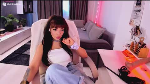 kaylee online show from 09/26/25, 03:27