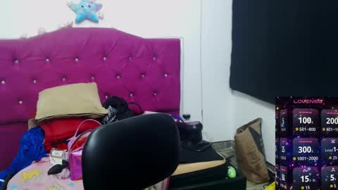 Snapshot of kaylee_sodi chatting on 09/24/25, 10:02 kaylee online show from 09/24/25, 10:02
