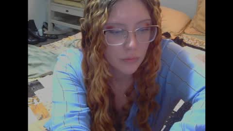 Snapshot of kayleekakesnslim chatting on 07/17/26, 09:19 kaylee kakes online show from 07/17/26, 09:19
