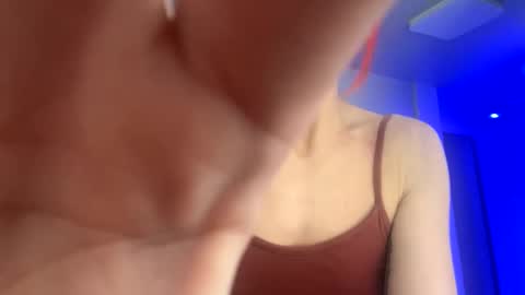 kayleerider32 online show from 09/26/25, 06:23