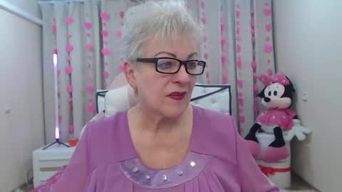 kaylesmoll online show from 02/07/26, 07:50