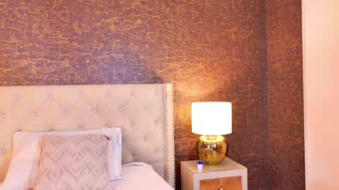  KAYLIE  online show from 04/02/26, 08:06