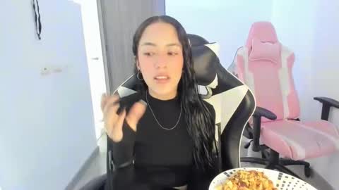 kaylie online show from 11/28/25, 05:37