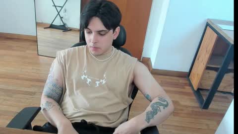 kaynn_b online show from 01/29/25, 02:32