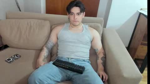 kaynn_b online show from 01/31/25, 01:43
