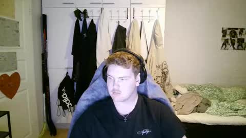 Aatu online show from 04/01/26, 08:59