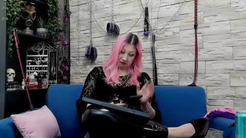 Miss Kazia online show from 02/11/25, 12:28