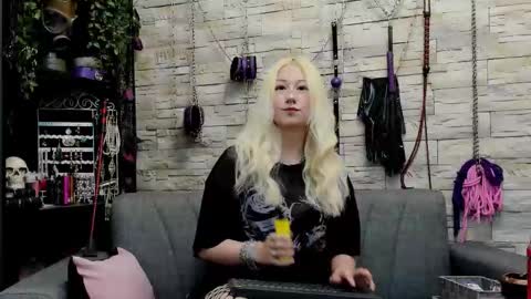 Miss Kazia online show from 09/11/25, 12:11