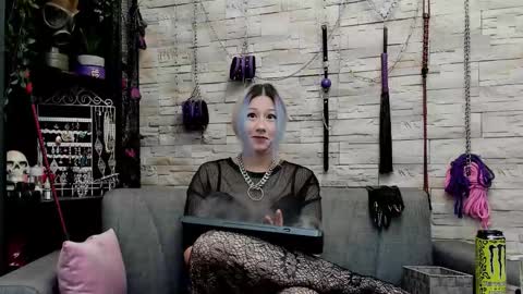 Miss Kazia online show from 12/19/25, 01:23