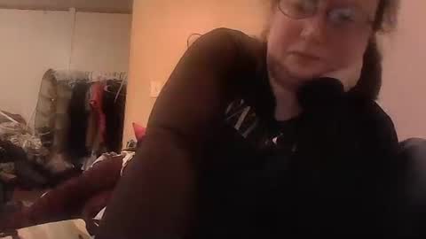 kcandler27 online show from 11/25/25, 06:57