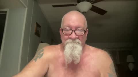 Snapshot of kcbace61760 chatting on 12/22/24, 01:23 kcbace61760 online show from 12/22/24, 01:23