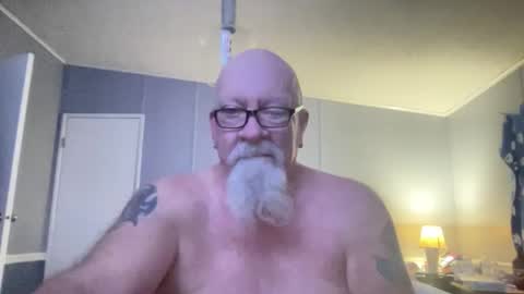 Snapshot of kcbace61760 chatting on 12/23/25, 04:32 kcbace61760 online show from 12/23/25, 04:32