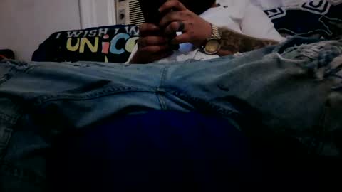 Snapshot of ke4life chatting on 10/25/25, 01:57 all4youkatt online show from 10/25/25, 01:57