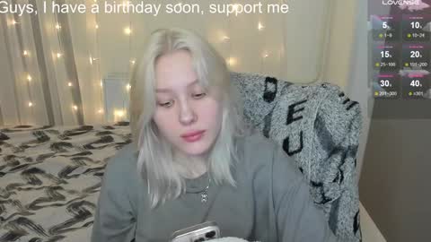 Seb Polly Roxy Jonny online show from 02/05/25, 04:58