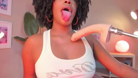 Kehlannis online show from 03/30/26, 07:37