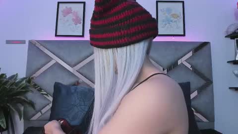 Snapshot of keidy_rose chatting on 11/18/25, 07:07 Keidy Monday to Saturday from 200 pm to 810pm UTC-5 Colombia Time online show from 11/18/25, 07:07