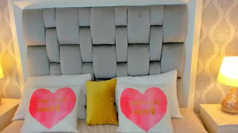 Snapshot of keiira_fox chatting on 01/17/26, 11:26 Keiira Fox online show from 01/17/26, 11:26