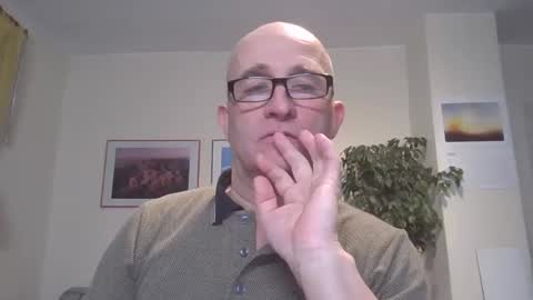 Snapshot of keilie1 chatting on 12/29/24, 09:52 keilie1 online show from 12/29/24, 09:52