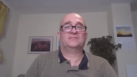 Snapshot of keilie1 chatting on 12/31/24, 08:23 keilie1 online show from 12/31/24, 08:23