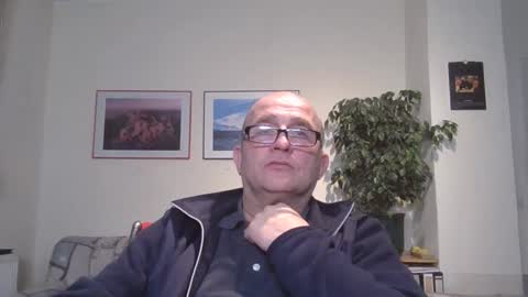 Snapshot of keilie1 chatting on 01/19/25, 10:28 keilie1 online show from 01/19/25, 10:28