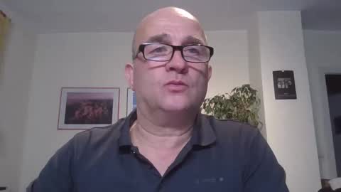 Snapshot of keilie1 chatting on 09/14/25, 10:20 keilie1 online show from 09/14/25, 10:20