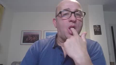 Snapshot of keilie1 chatting on 11/22/25, 11:04 keilie1 online show from 11/22/25, 11:04