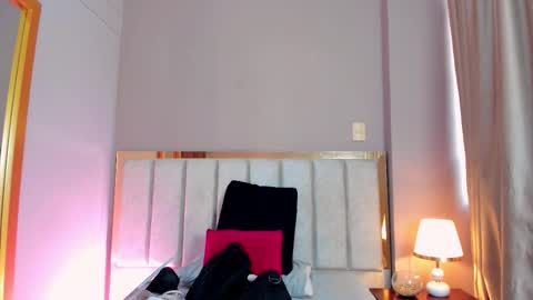 Snapshot of keimywilde chatting on 12/22/25, 06:16 Keimy Wilde online show from 12/22/25, 06:16