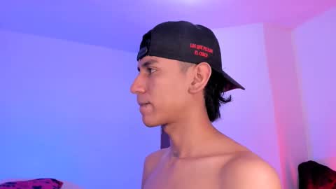 Snapshot of keiner_smith chatting on 11/20/25, 04:56 Alejandro Gonzalez online show from 11/20/25, 04:56