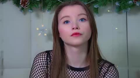 Keira online show from 12/21/25, 06:20