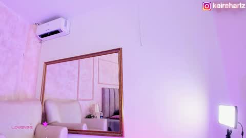 keirahartz online show from 01/18/26, 03:43