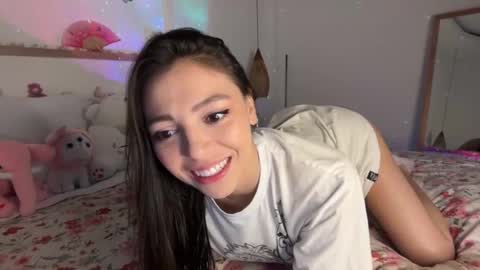 keira online show from 12/05/25, 12:08