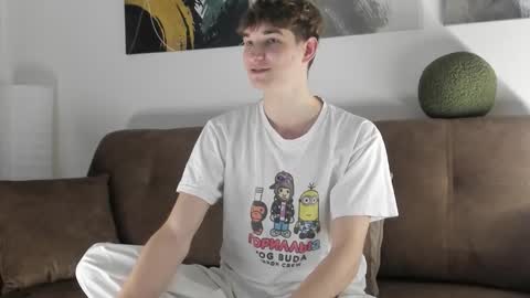 Snapshot of keithcozart1337 chatting on 10/07/25, 12:57 Mark online show from 10/07/25, 12:57