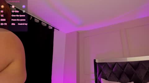 Snapshot of keitlynsoto chatting on 01/08/25, 10:37 Sofia online show from 01/08/25, 10:37