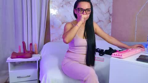 kelanymilf online show from 02/28/26, 03:18