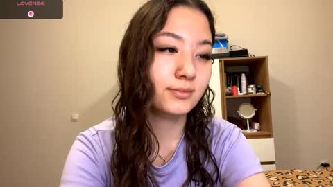 Kely online show from 10/23/25, 12:04